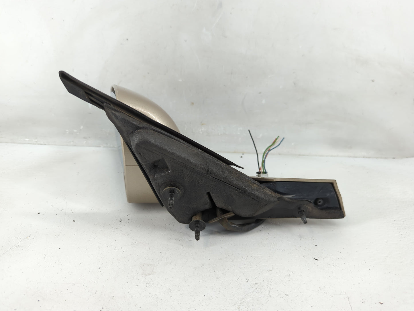 2000-2005 Chevrolet Impala Side Mirror Replacement Driver Left View Door Mirror P/N:18-48100 Fits OEM Used Auto Parts - Oemu