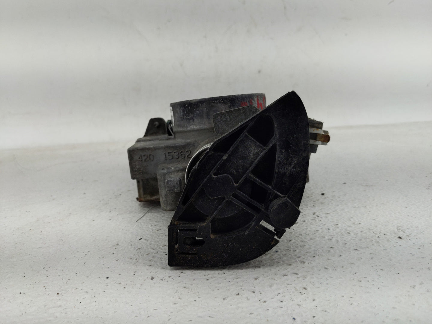 2005 Chevrolet Impala Throttle Body Fits OEM Used Auto Parts - Oemusedautoparts1.com