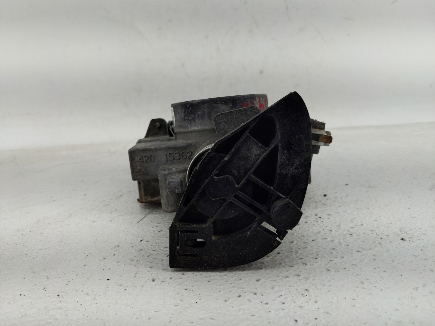 2005 Chevrolet Impala Throttle Body Fits OEM Used Auto Parts - Oemusedautoparts1.com