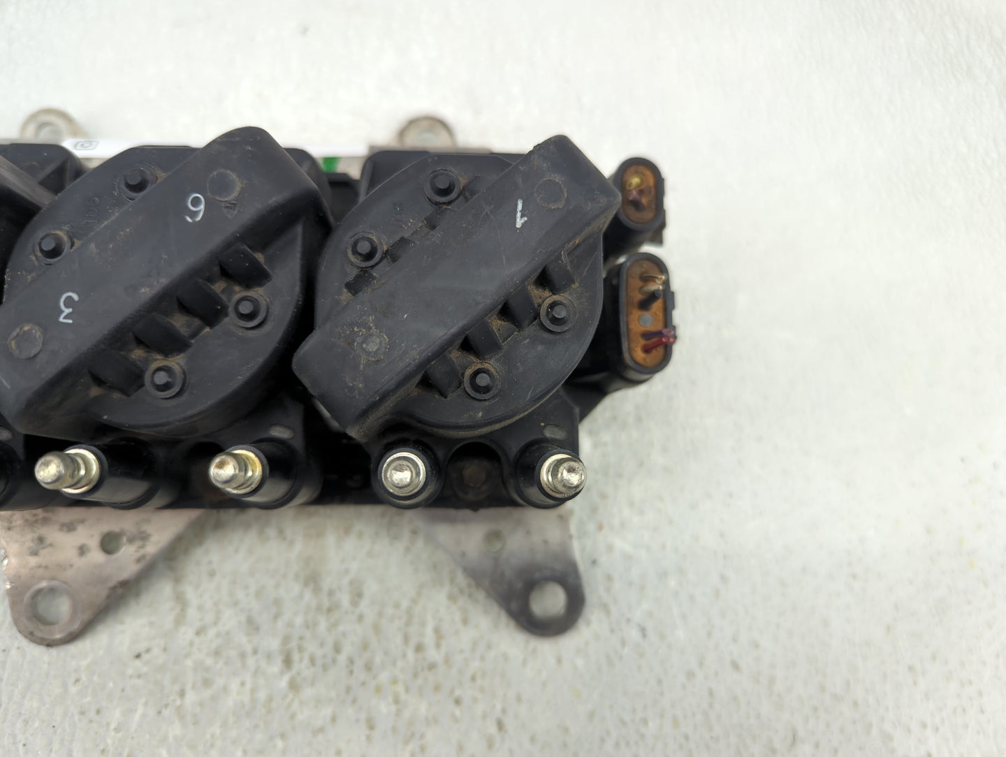 2003-2005 Chevrolet Impala PCM Engine Control Computer ECU ECM PCU OEM P/N:1103961 Fits Fits 2003 2004 2005 OEM Used Auto Pa