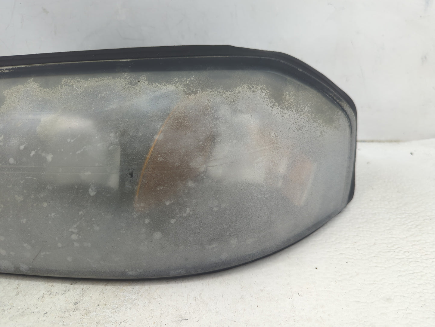 2004-2005 Chevrolet Impala Driver Left Oem Head Light Headlight Lamp - Oemusedautoparts1.com