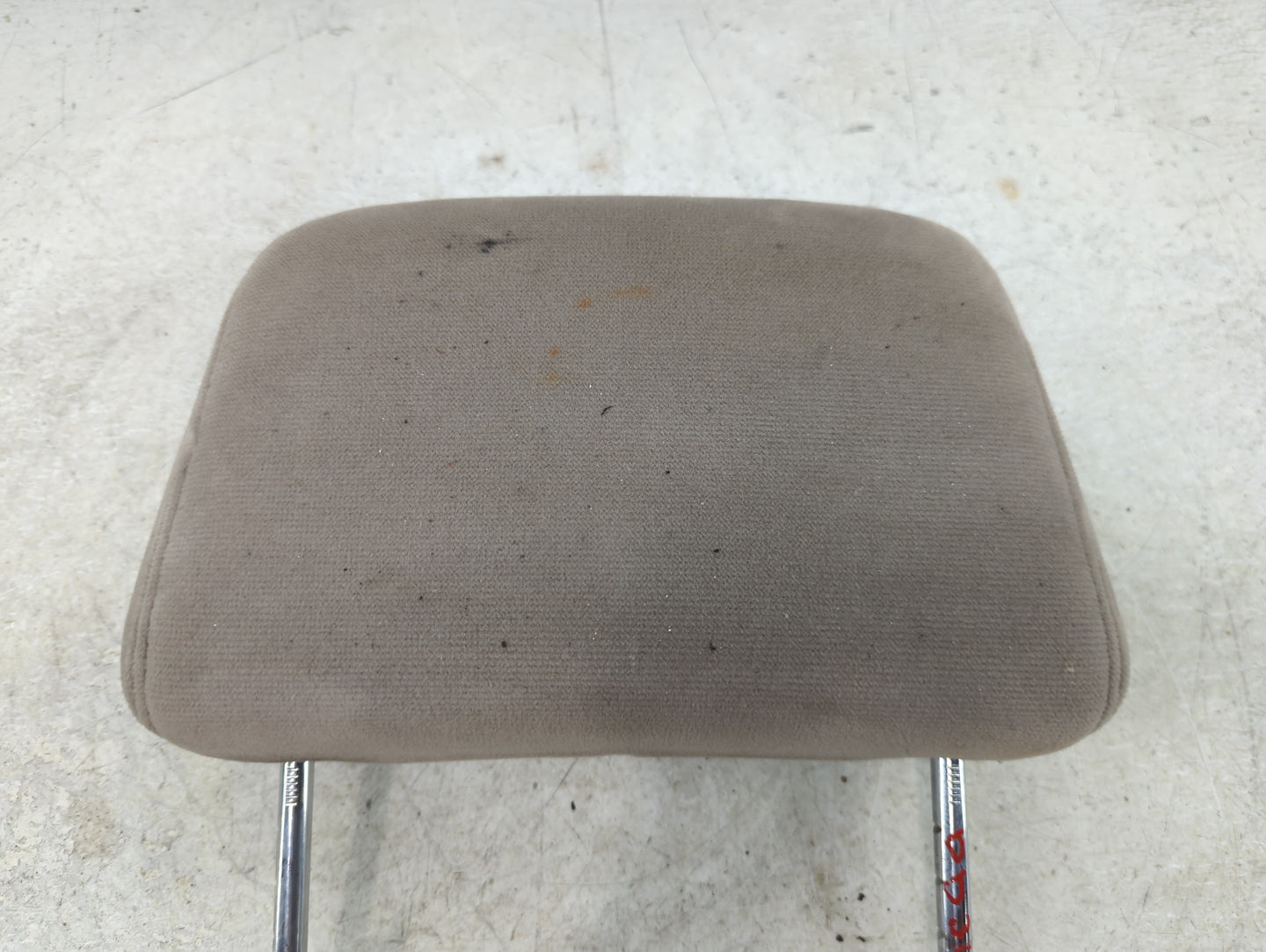 2001-2005 Chevrolet Impala Headrest Head Rest Rear Seat Fits Fits 2001 2002 2003 2004 2005 OEM Used Auto Parts - Oemusedauto