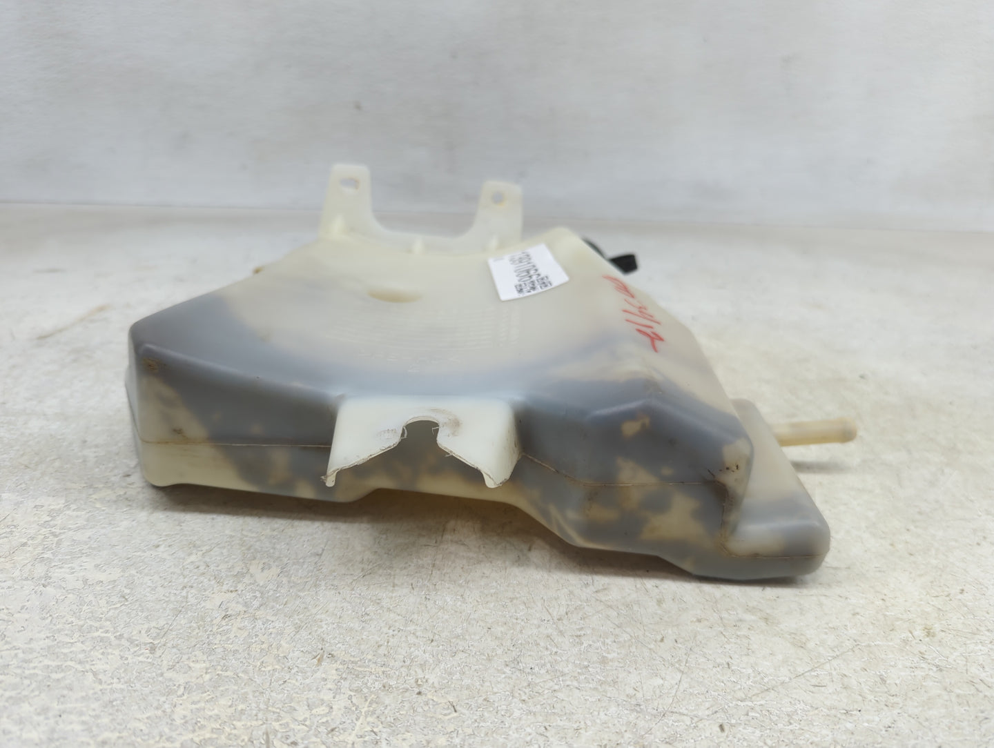 2000-2005 Chevrolet Impala Windshield Washer Fluid Reservoir Bottle Oem - Oemusedautoparts1.com