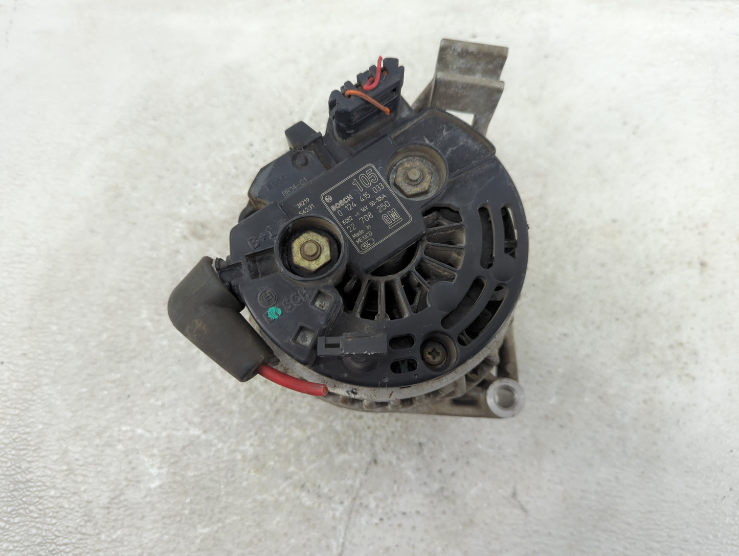 2004-2005 Chevrolet Impala Alternator Replacement Generator Charging Assembly Engine OEM P/N:0 124 415 033 Fits OEM Used Aut