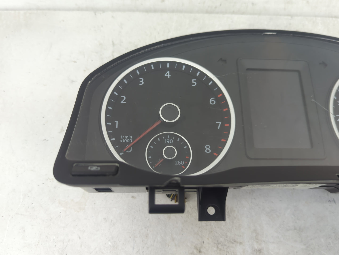 2003-2005 Chevrolet Impala Instrument Cluster Speedometer Gauges P/N:5N0920 961A Fits Fits 2003 2004 2005 OEM Used Auto Part