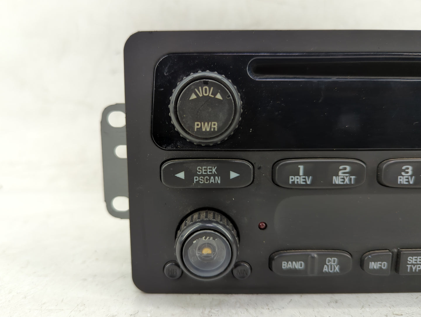 2002-2005 Chevrolet Impala Radio AM FM Cd Player Receiver Replacement P/N:10335223 Fits Fits 2002 2003 2004 2005 OEM Used Au