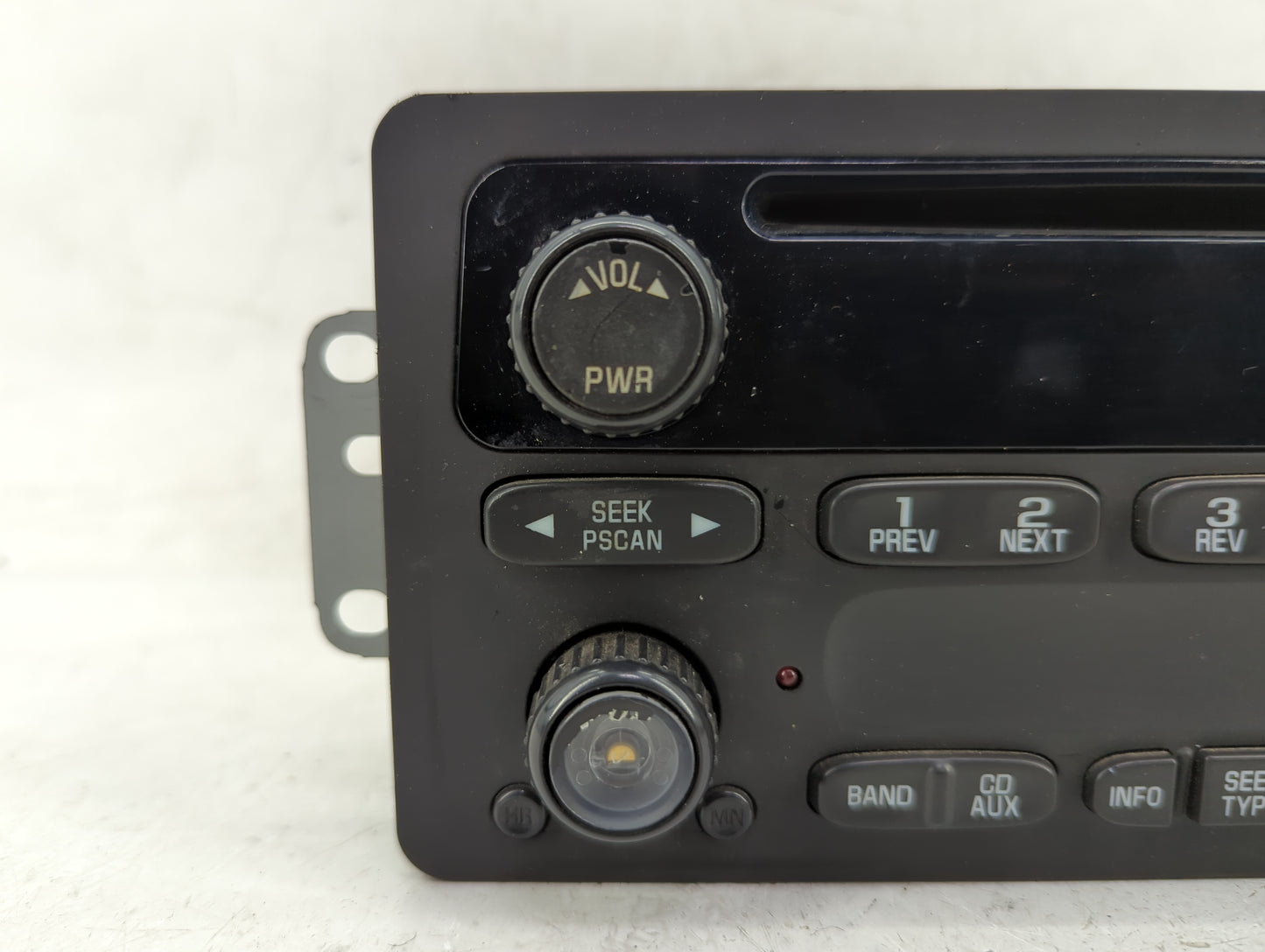 2002-2005 Chevrolet Impala Radio AM FM Cd Player Receiver Replacement P/N:10335223 Fits Fits 2002 2003 2004 2005 OEM Used Au