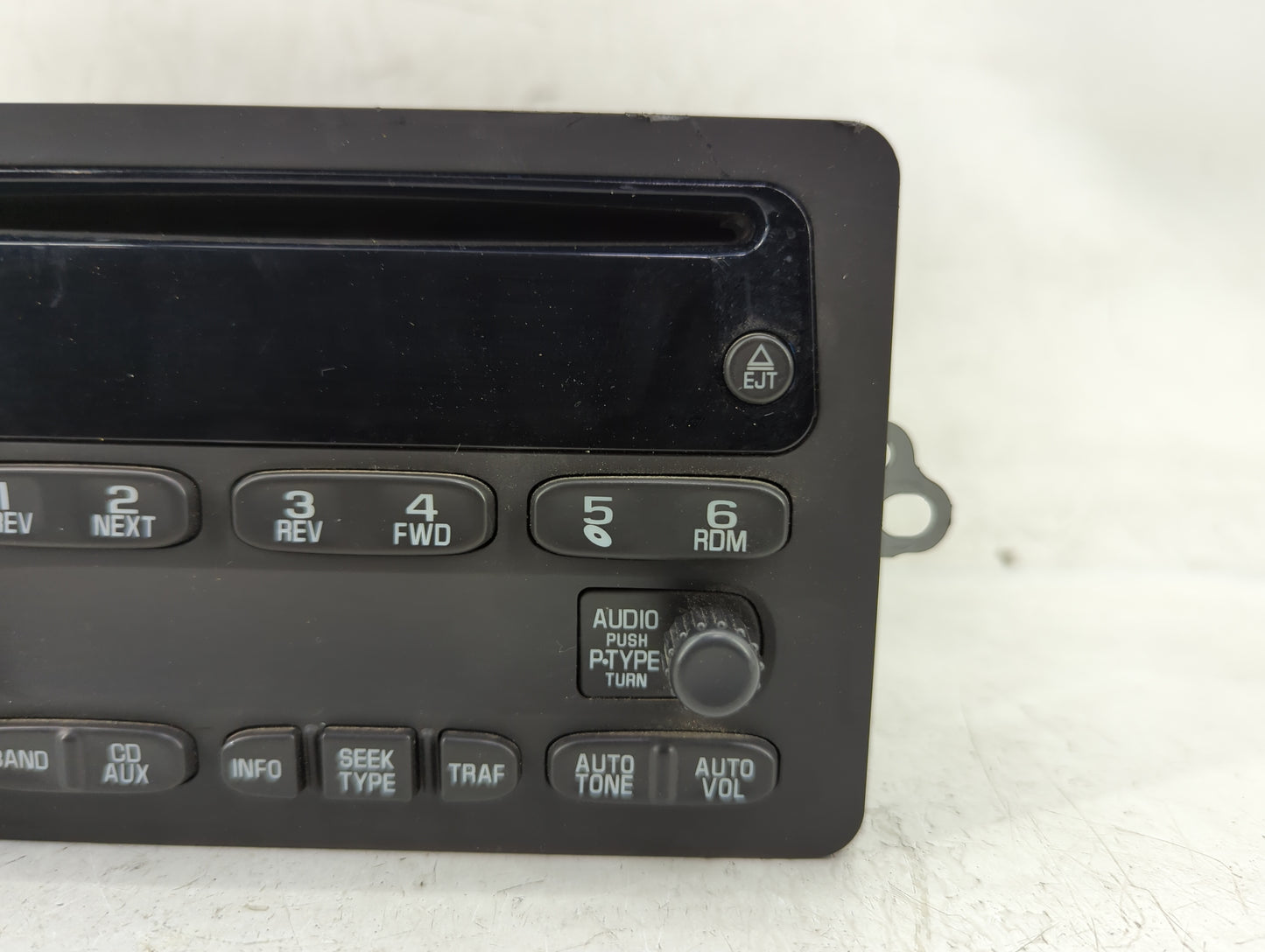 2002-2005 Chevrolet Impala Radio AM FM Cd Player Receiver Replacement P/N:10335223 Fits Fits 2002 2003 2004 2005 OEM Used Au