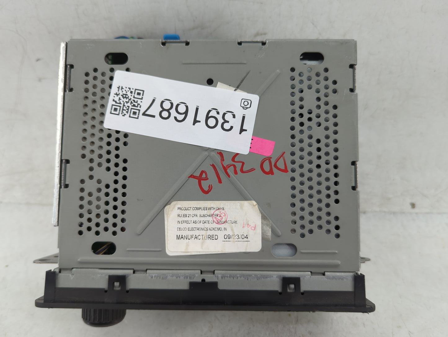2002-2005 Chevrolet Impala Radio AM FM Cd Player Receiver Replacement P/N:10335223 Fits Fits 2002 2003 2004 2005 OEM Used Au