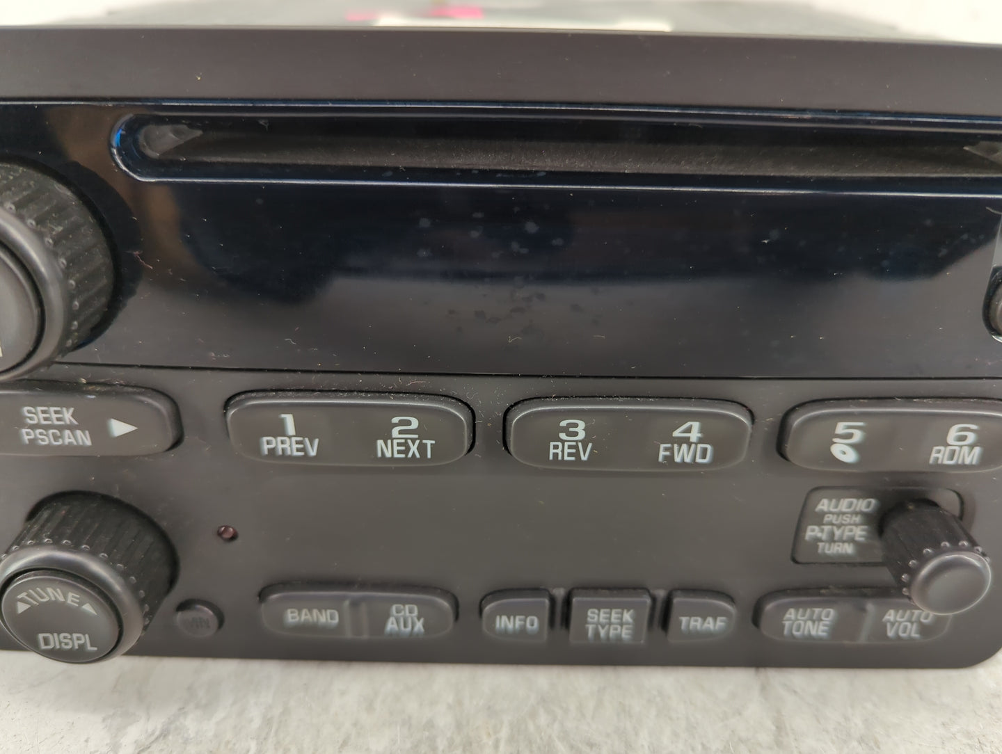 2002-2005 Chevrolet Impala Radio AM FM Cd Player Receiver Replacement P/N:10335223 Fits Fits 2002 2003 2004 2005 OEM Used Au