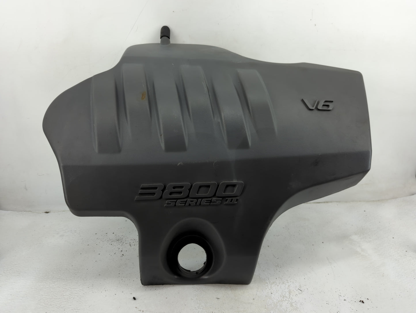 2005 Chevrolet Impala Engine Cover - Oemusedautoparts1.com