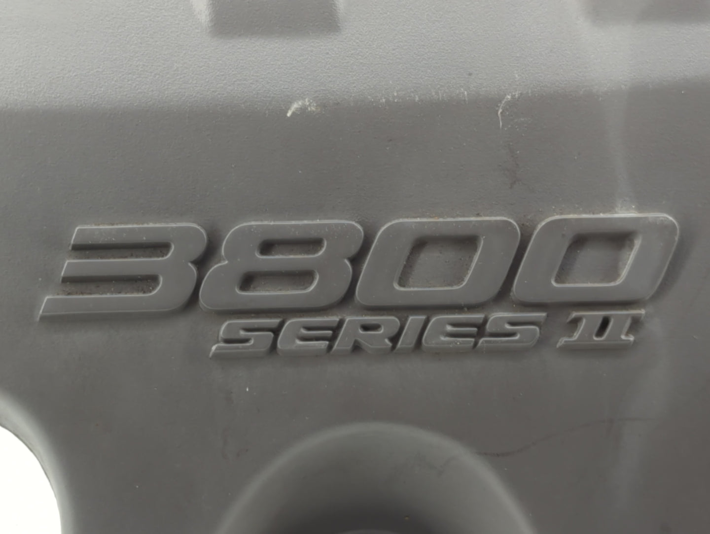 2005 Chevrolet Impala Engine Cover - Oemusedautoparts1.com