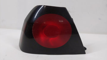 2004-2005 Chevrolet Impala Tail Light Assembly Driver Left OEM P/N:16525261 Fits Fits 2004 2005 OEM Used Auto Parts - Oemuse