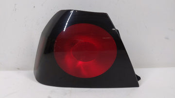 2004-2005 Chevrolet Impala Tail Light Assembly Driver Left OEM P/N:16525261 Fits Fits 2004 2005 OEM Used Auto Parts - Oemuse