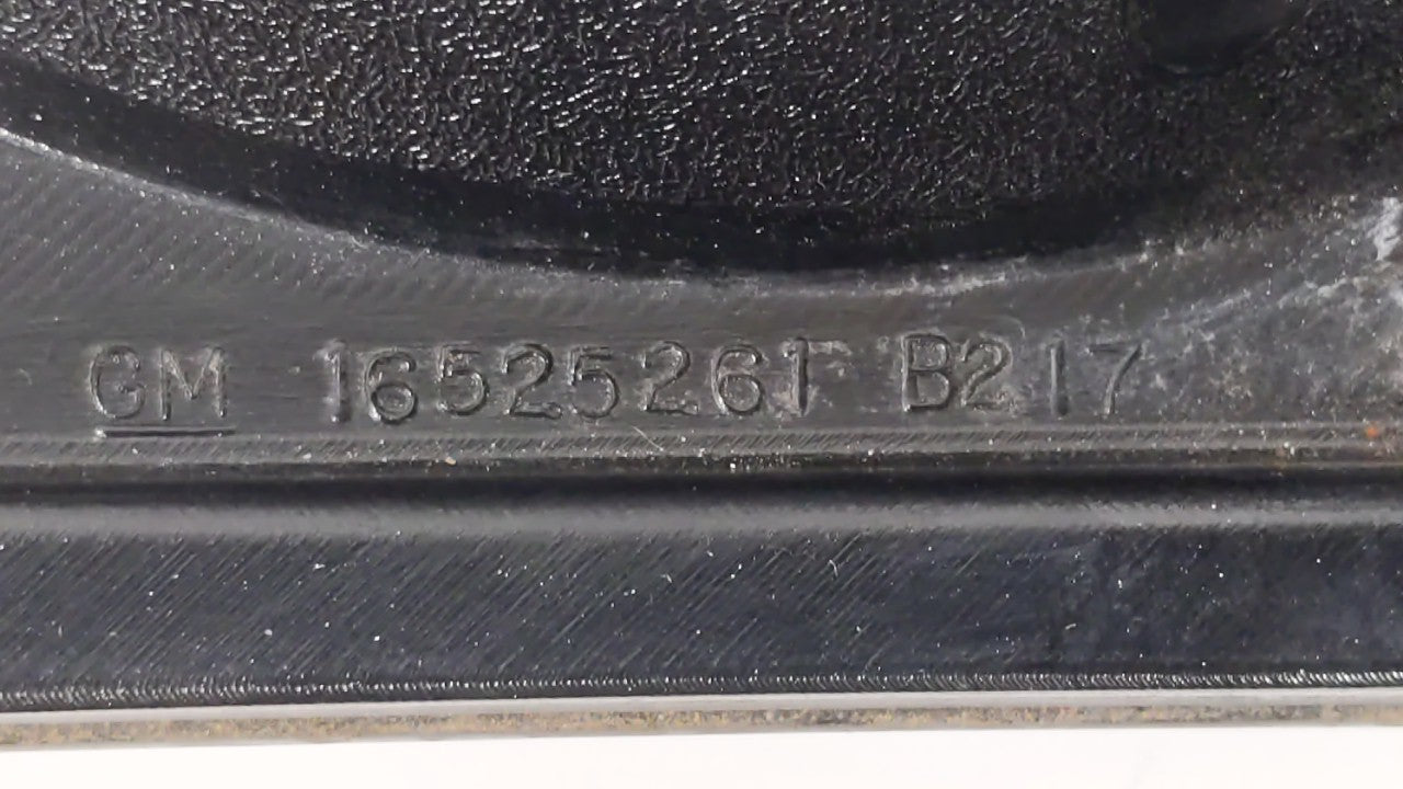 2004-2005 Chevrolet Impala Tail Light Assembly Driver Left OEM P/N:16525261 Fits Fits 2004 2005 OEM Used Auto Parts - Oemuse