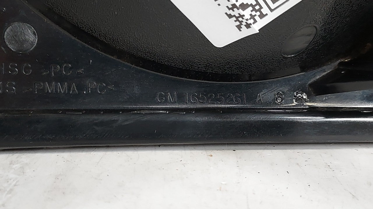 2004-2005 Chevrolet Impala Tail Light Assembly Driver Left OEM P/N:16525261 Fits Fits 2004 2005 OEM Used Auto Parts - Oemuse