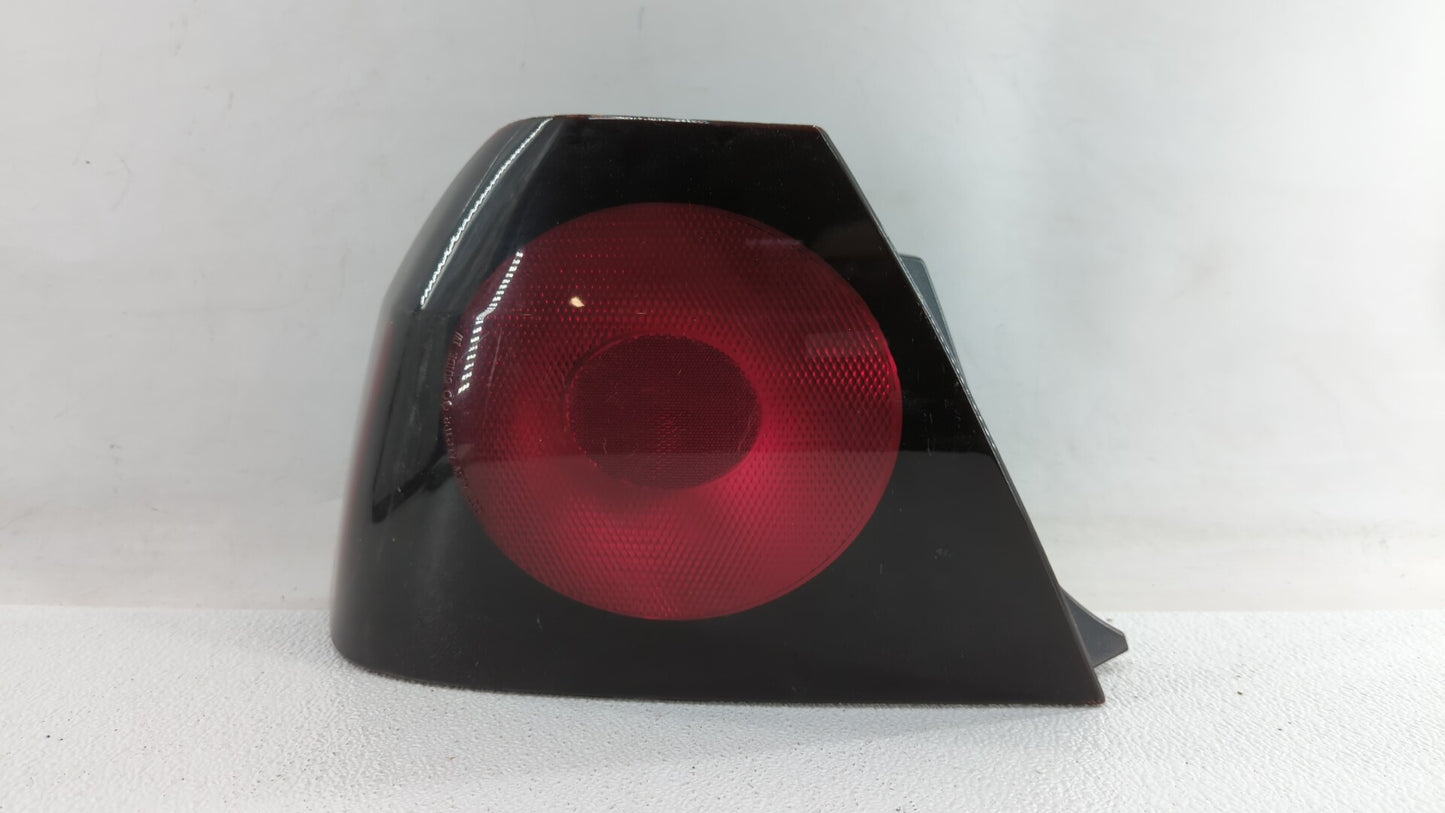 2004-2005 Chevrolet Impala Tail Light Assembly Driver Left OEM P/N:16525261 Fits Fits 2004 2005 OEM Used Auto Parts - Oemuse