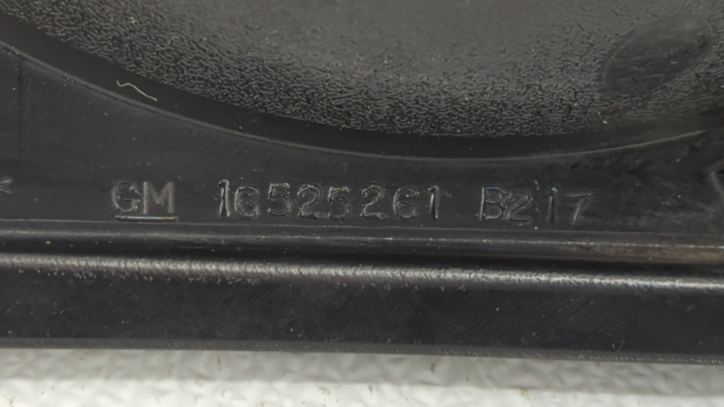 2004-2005 Chevrolet Impala Tail Light Assembly Driver Left OEM P/N:16525261 Fits Fits 2004 2005 OEM Used Auto Parts - Oemuse