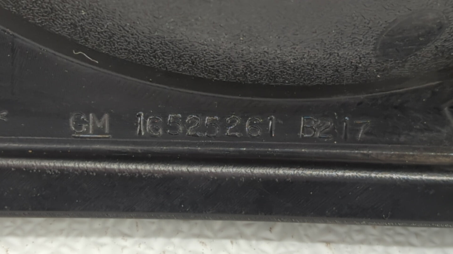 2004-2005 Chevrolet Impala Tail Light Assembly Driver Left OEM P/N:16525261 Fits Fits 2004 2005 OEM Used Auto Parts - Oemuse