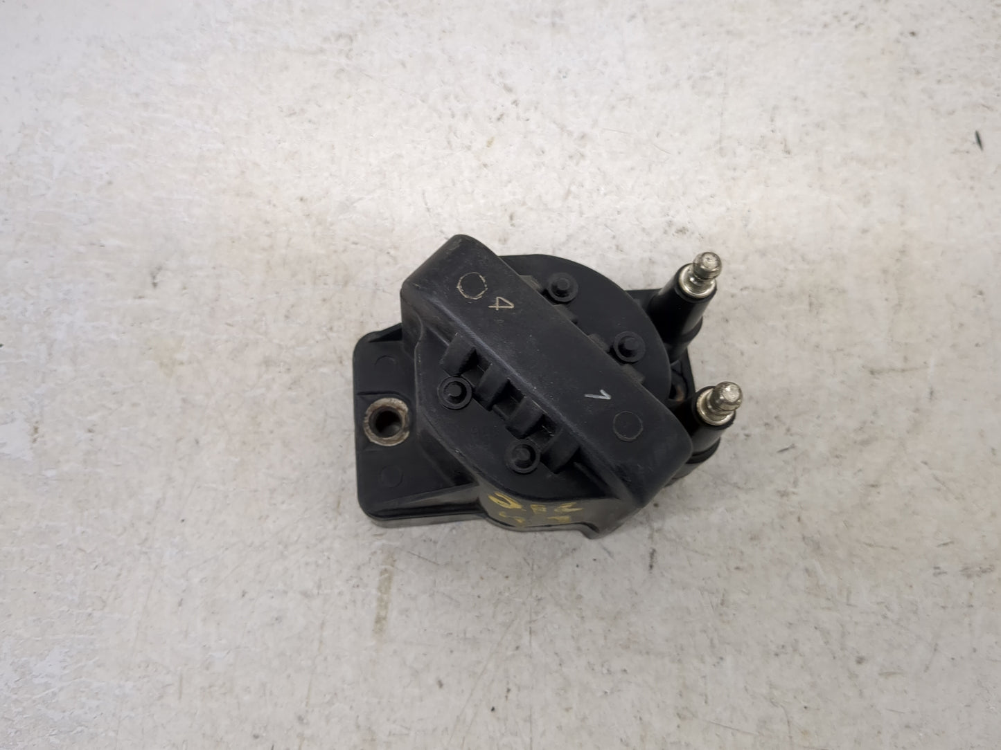 2000-2005 Chevrolet Impala Ignition Coil Igniter Pack 310231 - Oemusedautoparts1.com