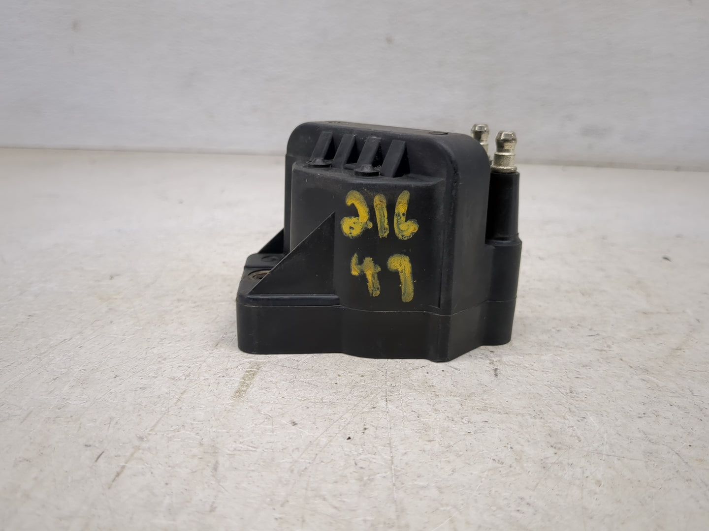2000-2005 Chevrolet Impala Ignition Coil Igniter Pack 310231 - Oemusedautoparts1.com