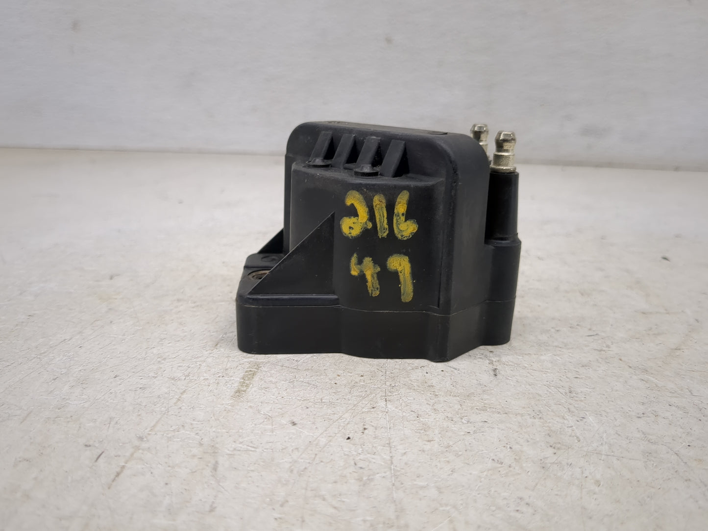 2000-2005 Chevrolet Impala Ignition Coil Igniter Pack 310231 - Oemusedautoparts1.com