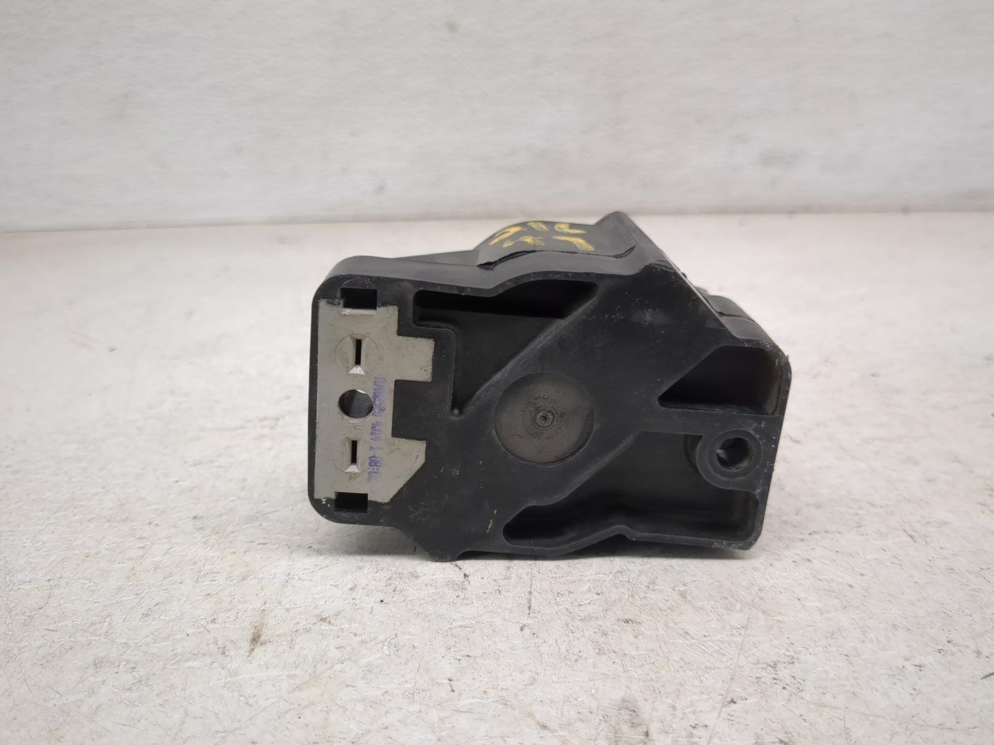 2000-2005 Chevrolet Impala Ignition Coil Igniter Pack 310231 - Oemusedautoparts1.com
