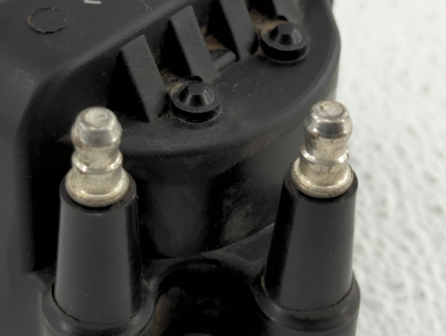 2000-2005 Chevrolet Impala Ignition Coil Igniter Pack - Oemusedautoparts1.com