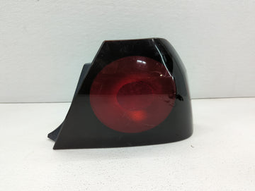 2004-2005 Chevrolet Impala Tail Light Assembly Passenger Right OEM P/N:16525262 Fits Fits 2004 2005 OEM Used Auto Parts - Oe