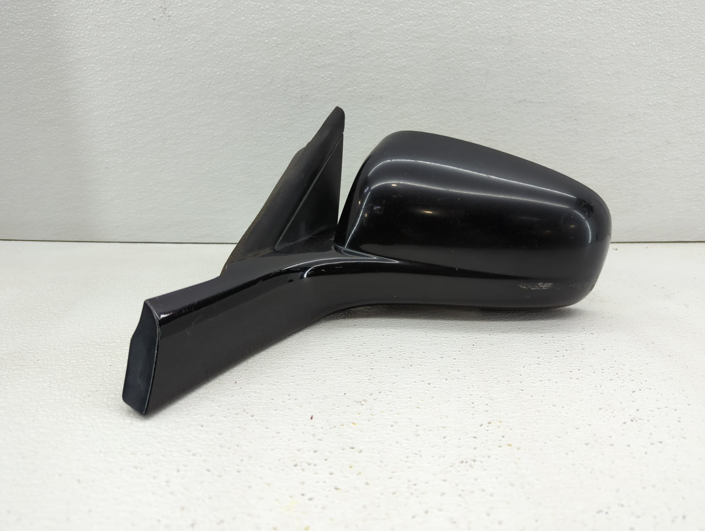 2000-2005 Chevrolet Impala Driver Side View Mirror - Left Door Mirror OEM Used - Oemusedautoparts1.com