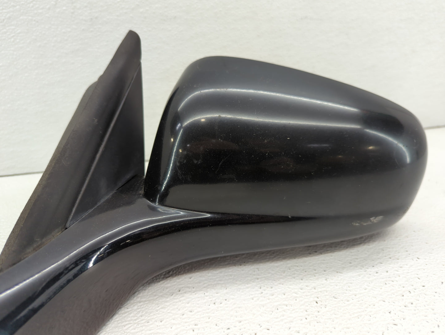 2000-2005 Chevrolet Impala Driver Side View Mirror - Left Door Mirror OEM Used - Oemusedautoparts1.com