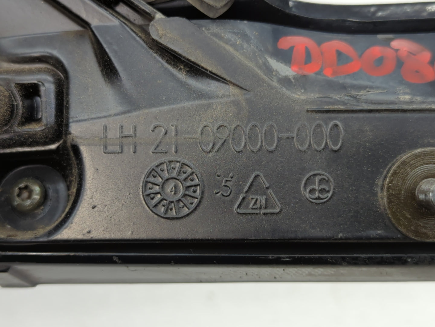 2000-2005 Chevrolet Impala Side Mirror Replacement Driver Left View Door Mirror P/N:46172AT153 21 09000-000 Fits OEM Used Au