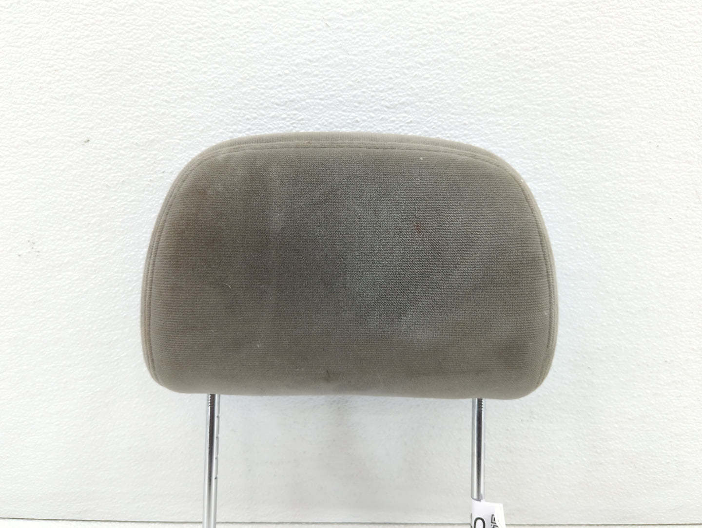 2001-2005 Chevrolet Impala Headrest Head Rest Front Driver Passenger Seat - Oemusedautoparts1.com
