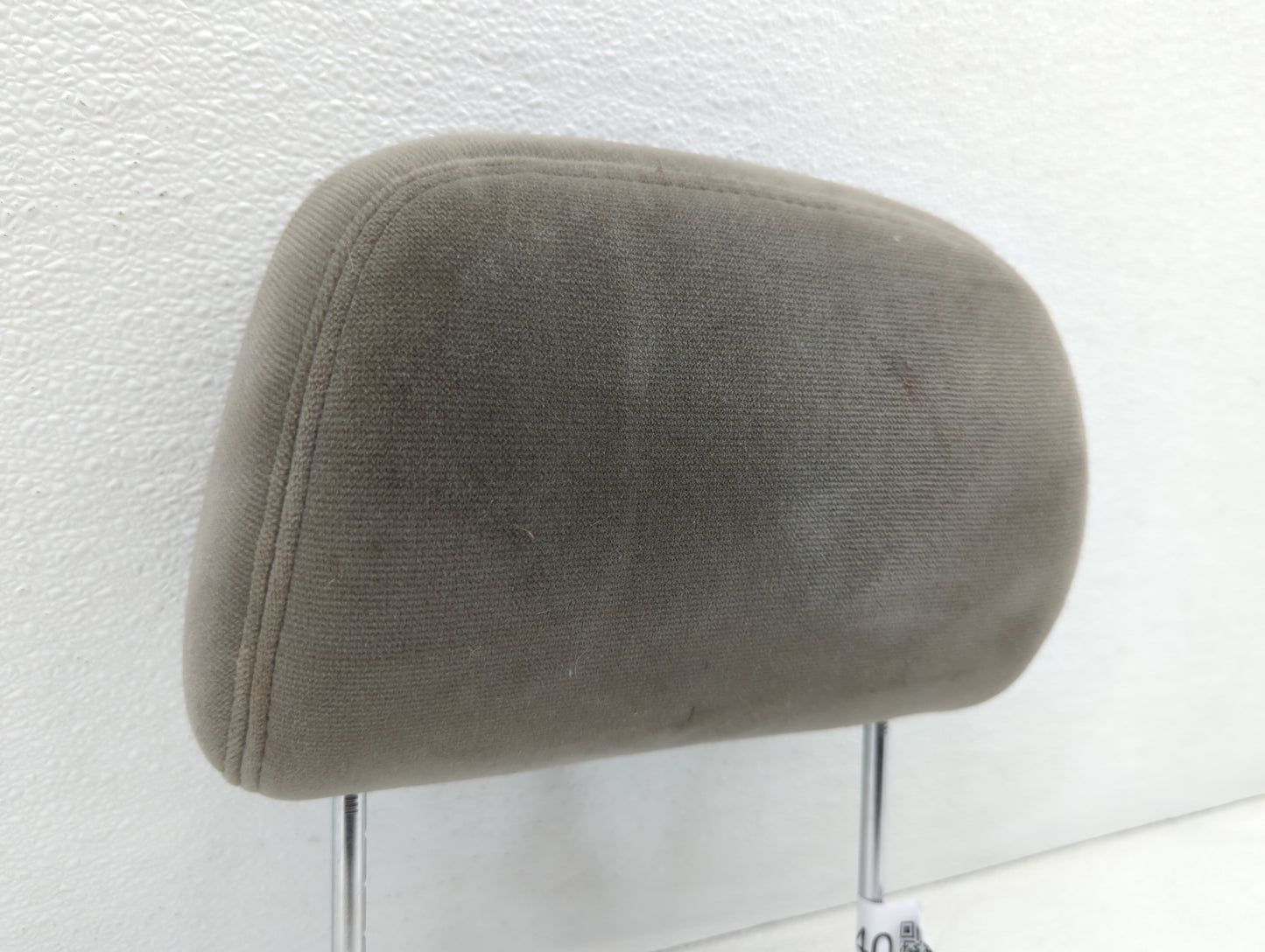 2001-2005 Chevrolet Impala Headrest Head Rest Front Driver Passenger Seat - Oemusedautoparts1.com
