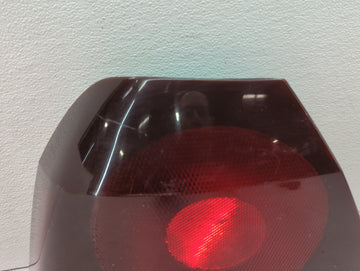 2004-2005 Chevrolet Impala Tail Light Assembly Driver Left OEM P/N:16525261 Fits Fits 2004 2005 OEM Used Auto Parts