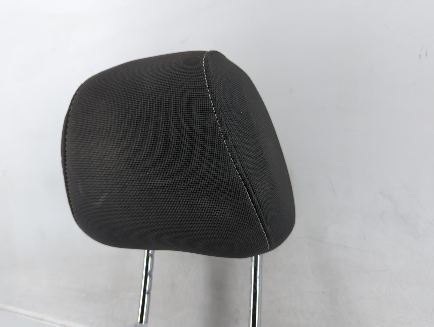 2001-2005 Chevrolet Impala Headrest Head Rest Front Driver Passenger Seat Fits Fits 2001 2002 2003 2004 2005 OEM Used Auto P
