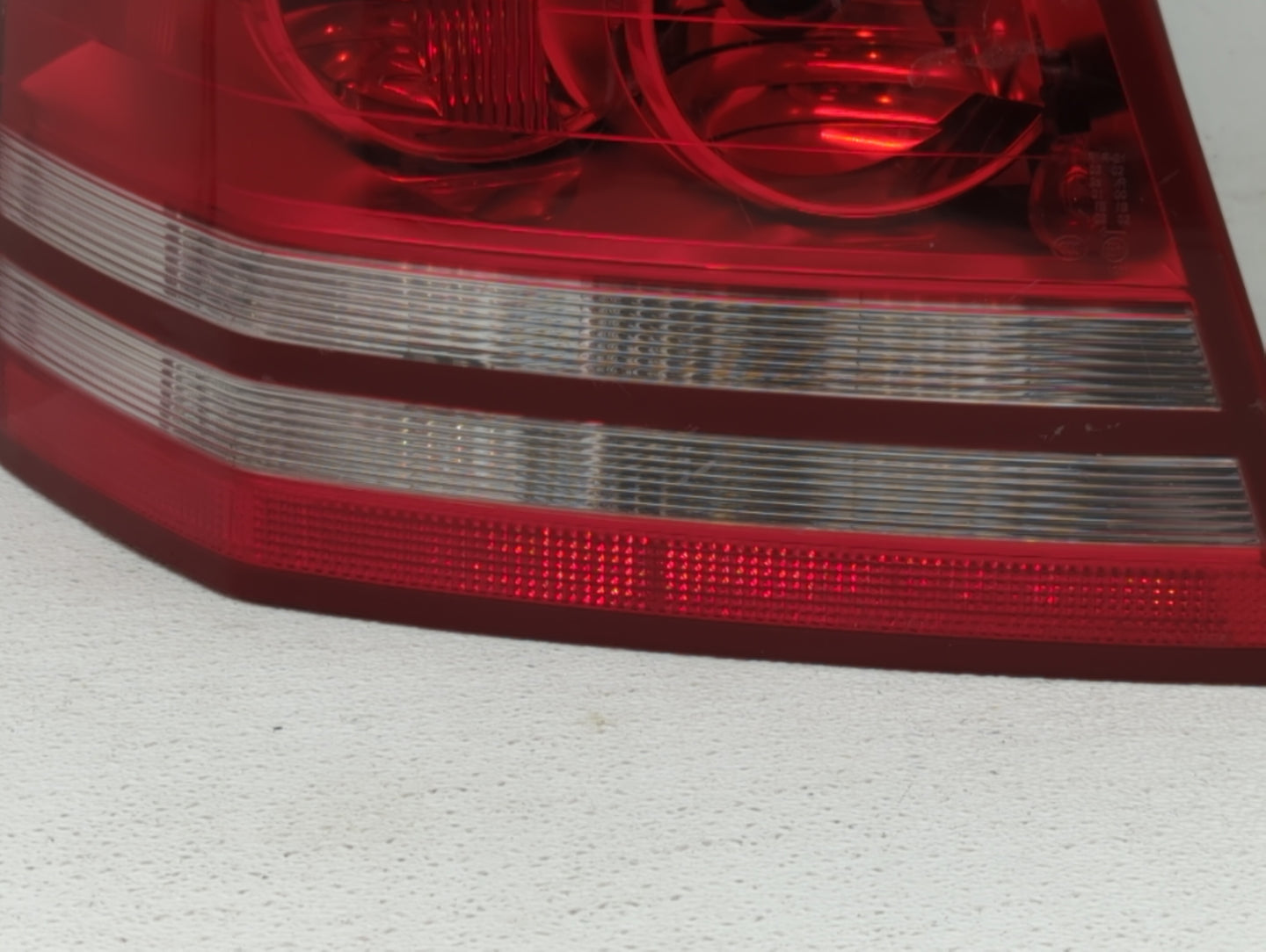 2004-2005 Chevrolet Impala Tail Light Assembly Driver Left OEM P/N:16525261 Fits Fits 2004 2005 OEM Used Auto Parts - Oemuse