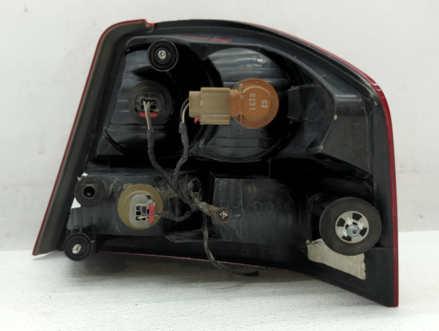 2004-2005 Chevrolet Impala Tail Light Assembly Driver Left OEM P/N:16525261 Fits Fits 2004 2005 OEM Used Auto Parts - Oemuse