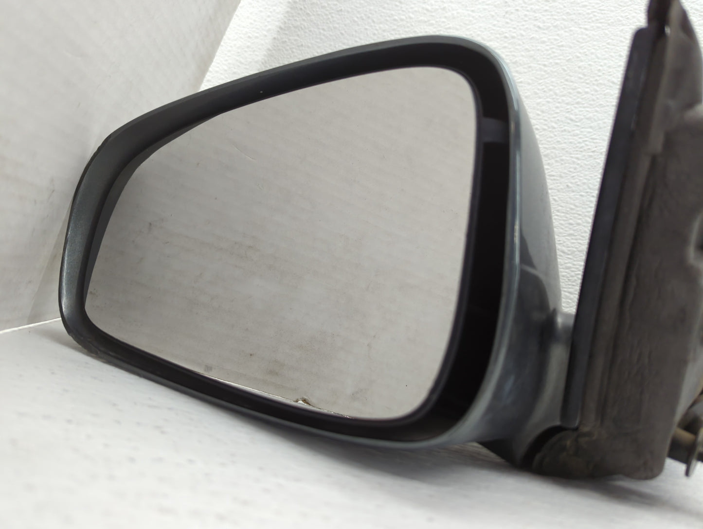 2000-2005 Chevrolet Impala Driver Side View Mirror - Left Door Mirror OEM Used - Oemusedautoparts1.com