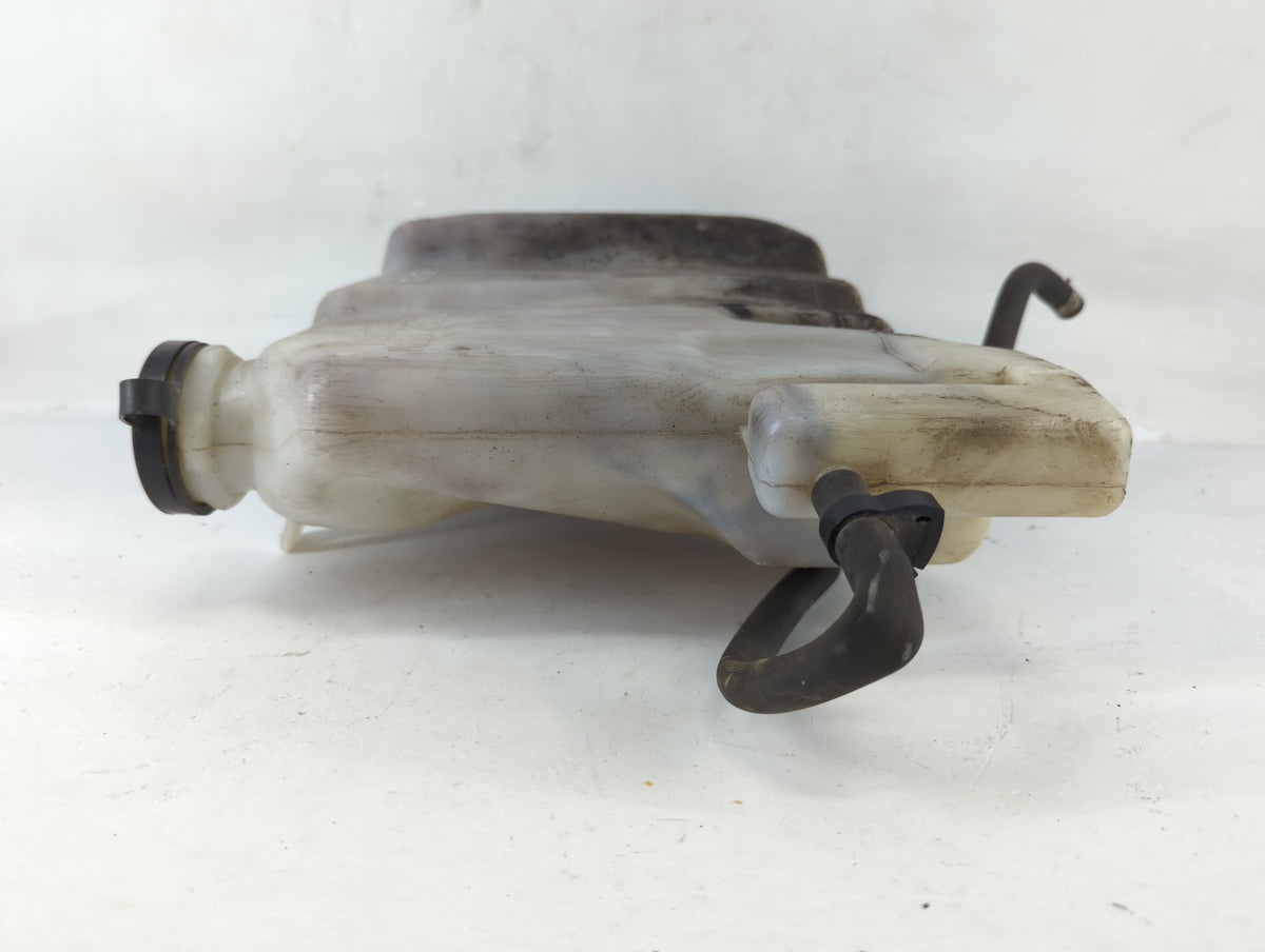 2004 Chevrolet Impala Radiator Coolant Overflow Expansion Tank Bottle 695078 - Oemusedautoparts1.com
