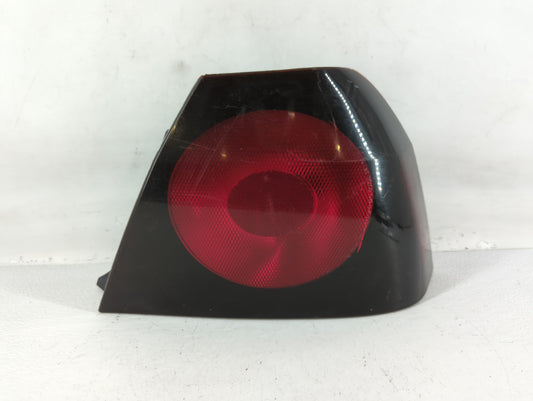 2004-2005 Chevrolet Impala Tail Light Assembly Passenger Right OEM P/N:16525262 Fits Fits 2004 2005 OEM Used Auto Parts - Oe