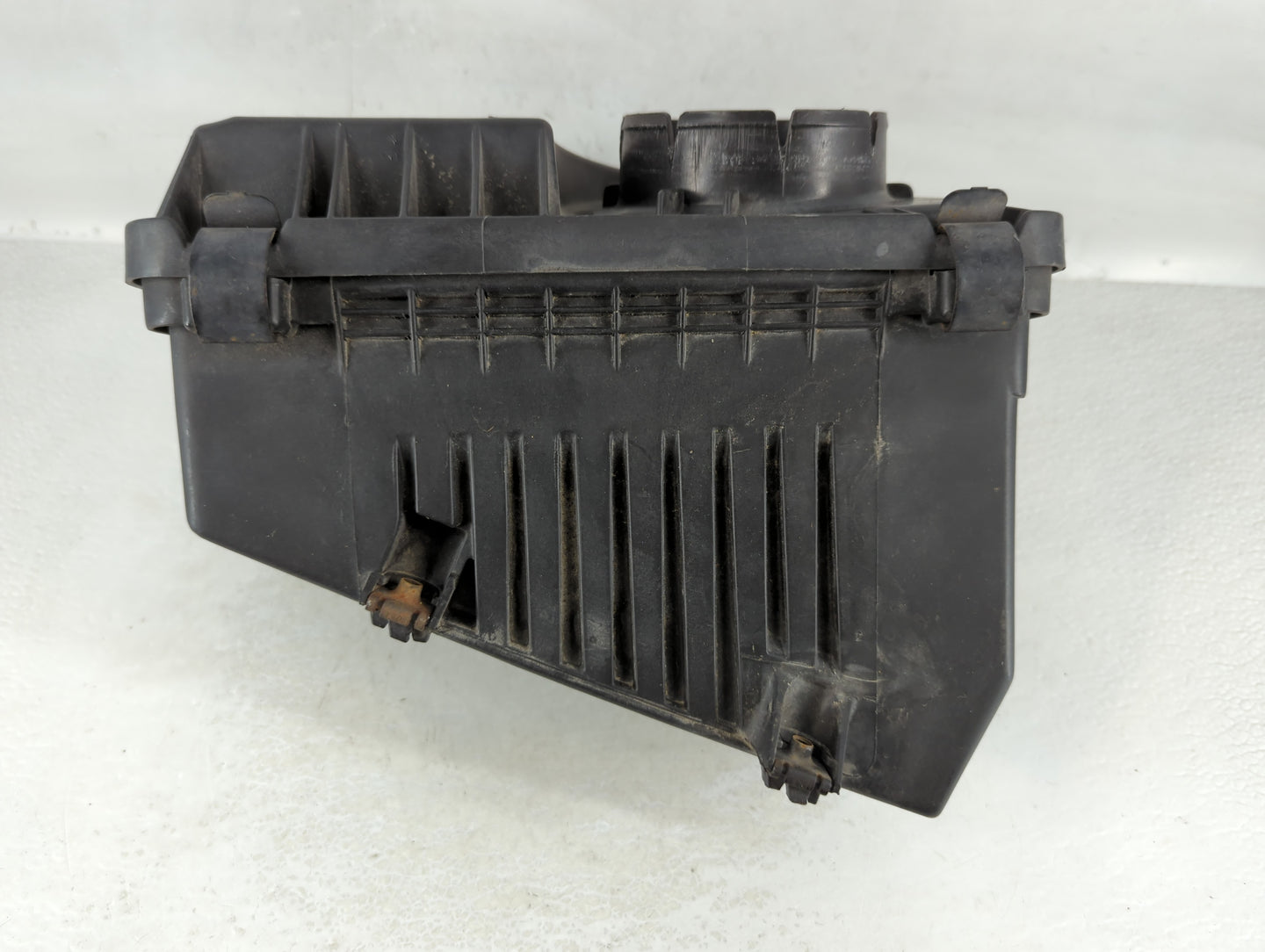2000-2005 Chevrolet Impala Air Cleaner Intake-duct Hose Tube - Oemusedautoparts1.com
