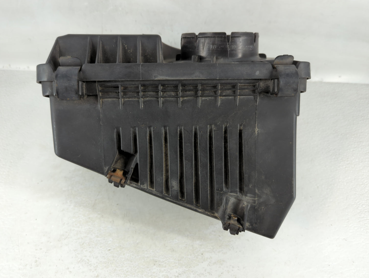 2000-2005 Chevrolet Impala Air Cleaner Intake-duct Hose Tube - Oemusedautoparts1.com