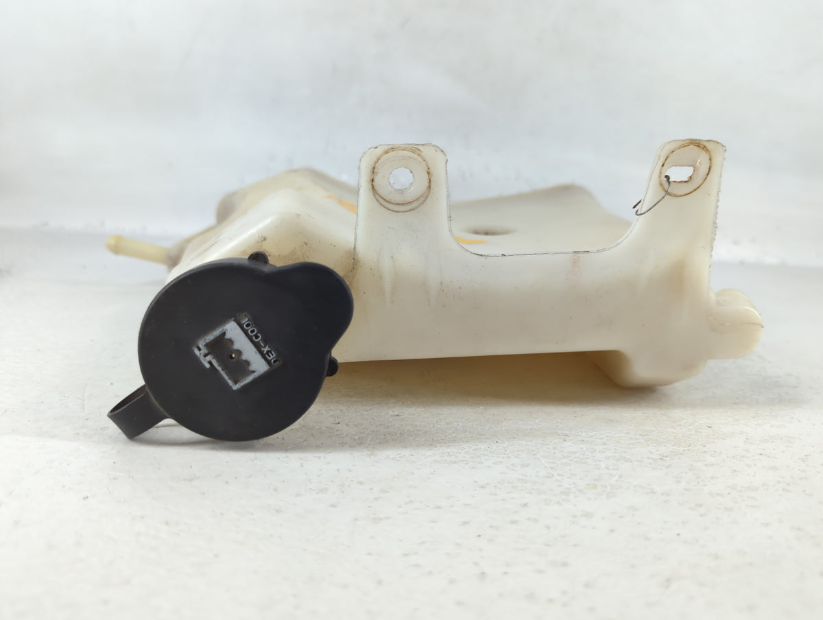 2004 Chevrolet Impala Radiator Coolant Overflow Expansion Tank Bottle 745426 - Oemusedautoparts1.com