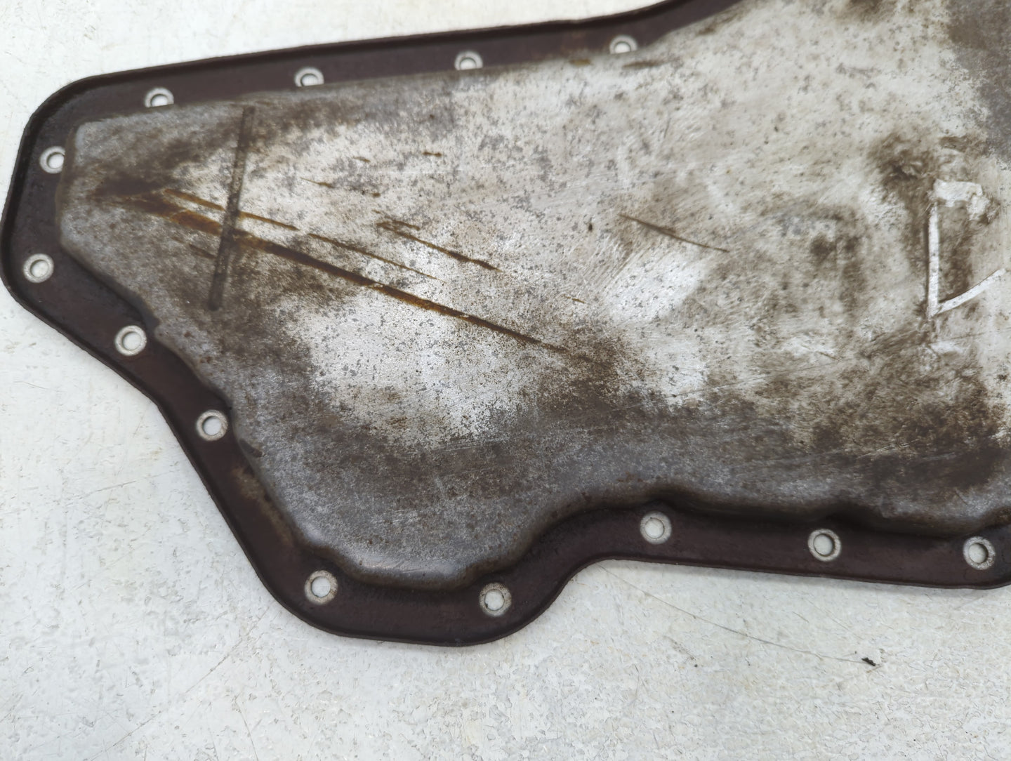 2000-2005 Chevrolet Impala Engine Oil Pan Fits Fits 1995 1996 1997 1998 1999 2000 2001 2002 2003 2004 2005 OEM Used Auto Par