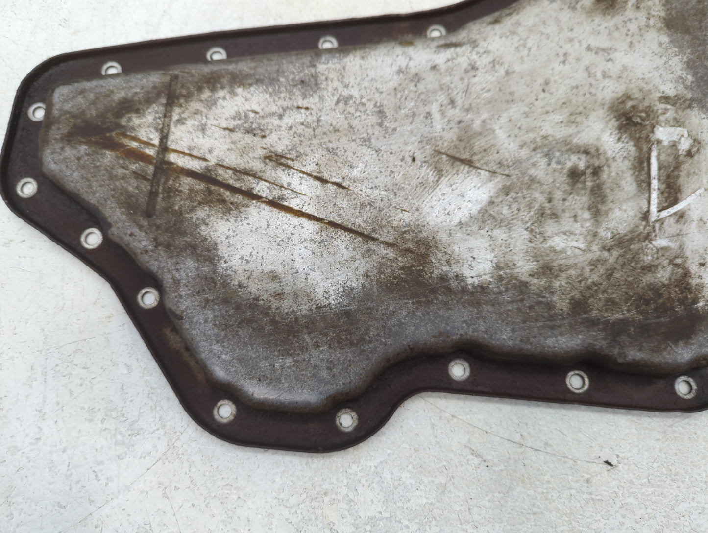 2000-2005 Chevrolet Impala Engine Oil Pan Fits Fits 1995 1996 1997 1998 1999 2000 2001 2002 2003 2004 2005 OEM Used Auto Par