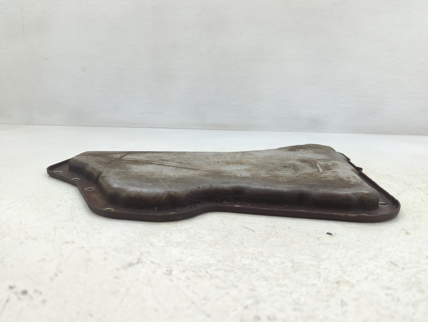 2000-2005 Chevrolet Impala Engine Oil Pan Fits Fits 1995 1996 1997 1998 1999 2000 2001 2002 2003 2004 2005 OEM Used Auto Par