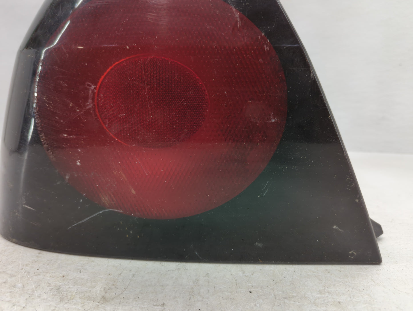 2004-2005 Chevrolet Impala Tail Light Assembly Driver Left OEM P/N:16525261 Fits Fits 2004 2005 OEM Used Auto Parts - Oemuse