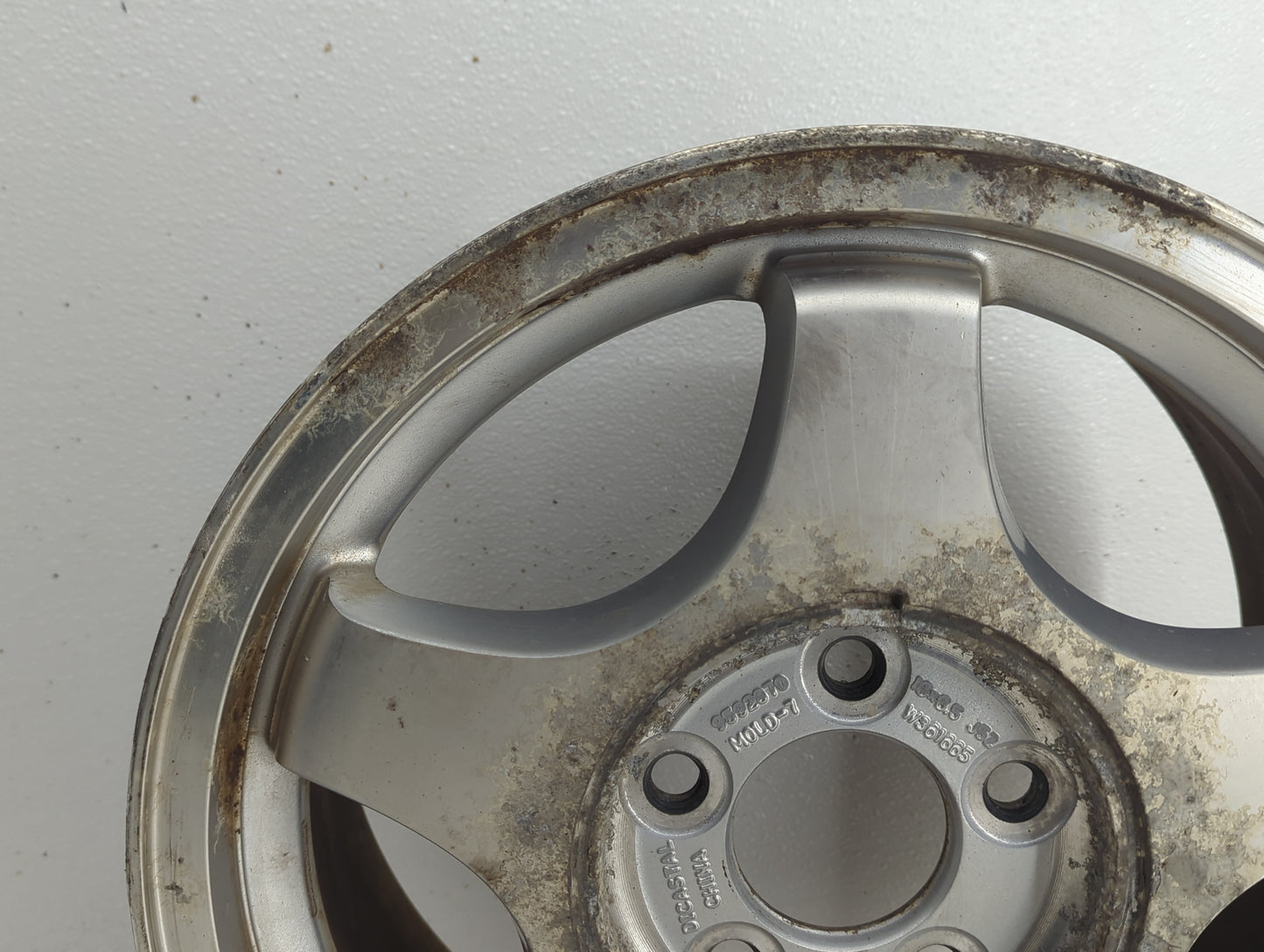 2000-2007 Chevrolet Impala Oem Wheel Rim 828365 - Oemusedautoparts1.com