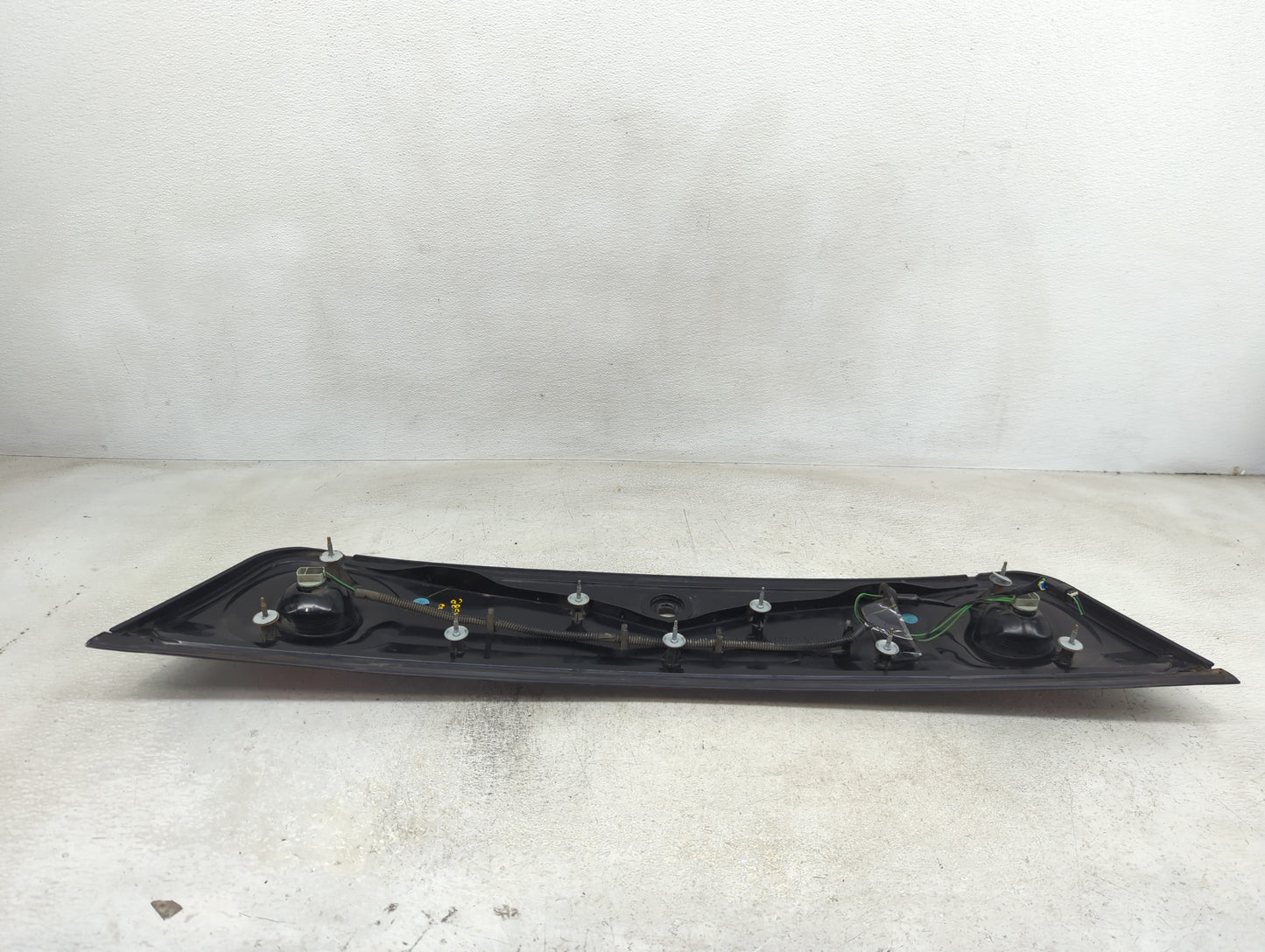 Tail Lights 2005 CHEVROLET IMPALA - Oemusedautoparts1.com